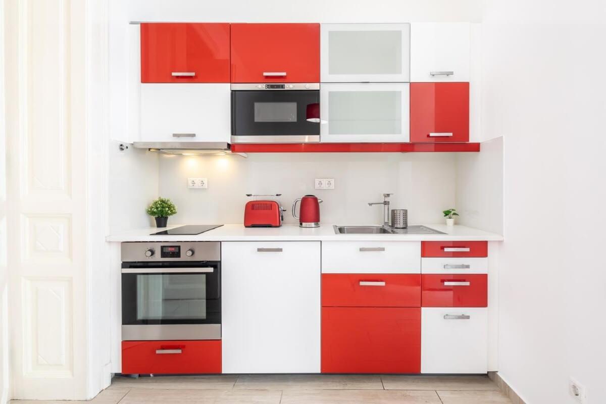 Bright & Large Apartment At Top Location Будапеща Екстериор снимка